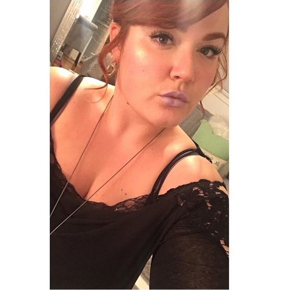 Meet your Posh Ambassador! - Picture 3 of 10